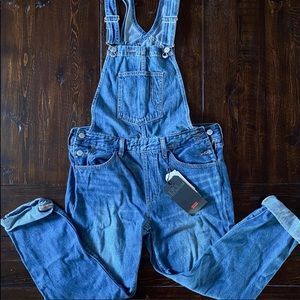 Levi’s Overalls - NWT